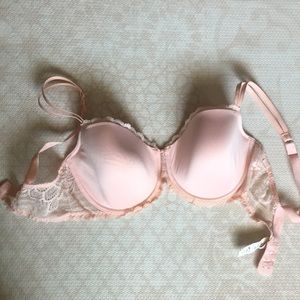 Chantelle bra